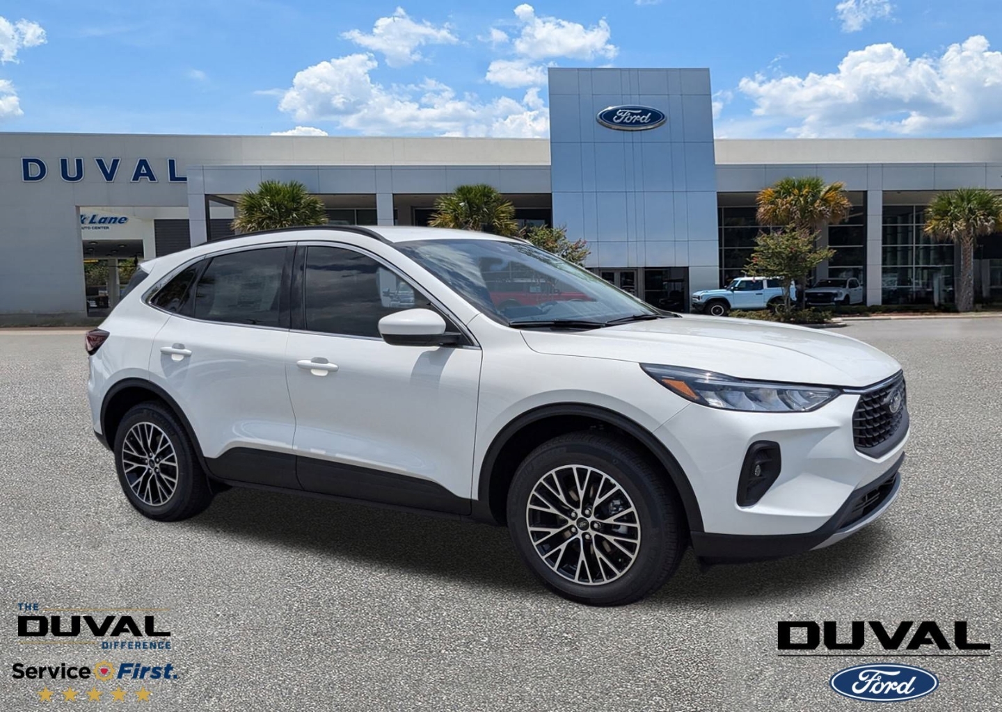 2025 Ford Escape PHEV's photo