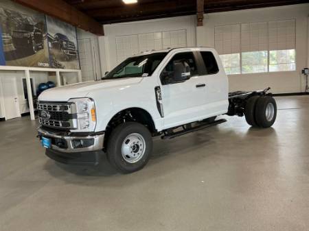 2025 Ford F-350SD