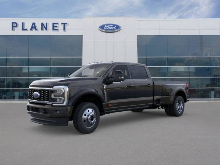 2025 Ford Super Duty F-450 DRW King Ranch 4WD Crew Cab 8' Box