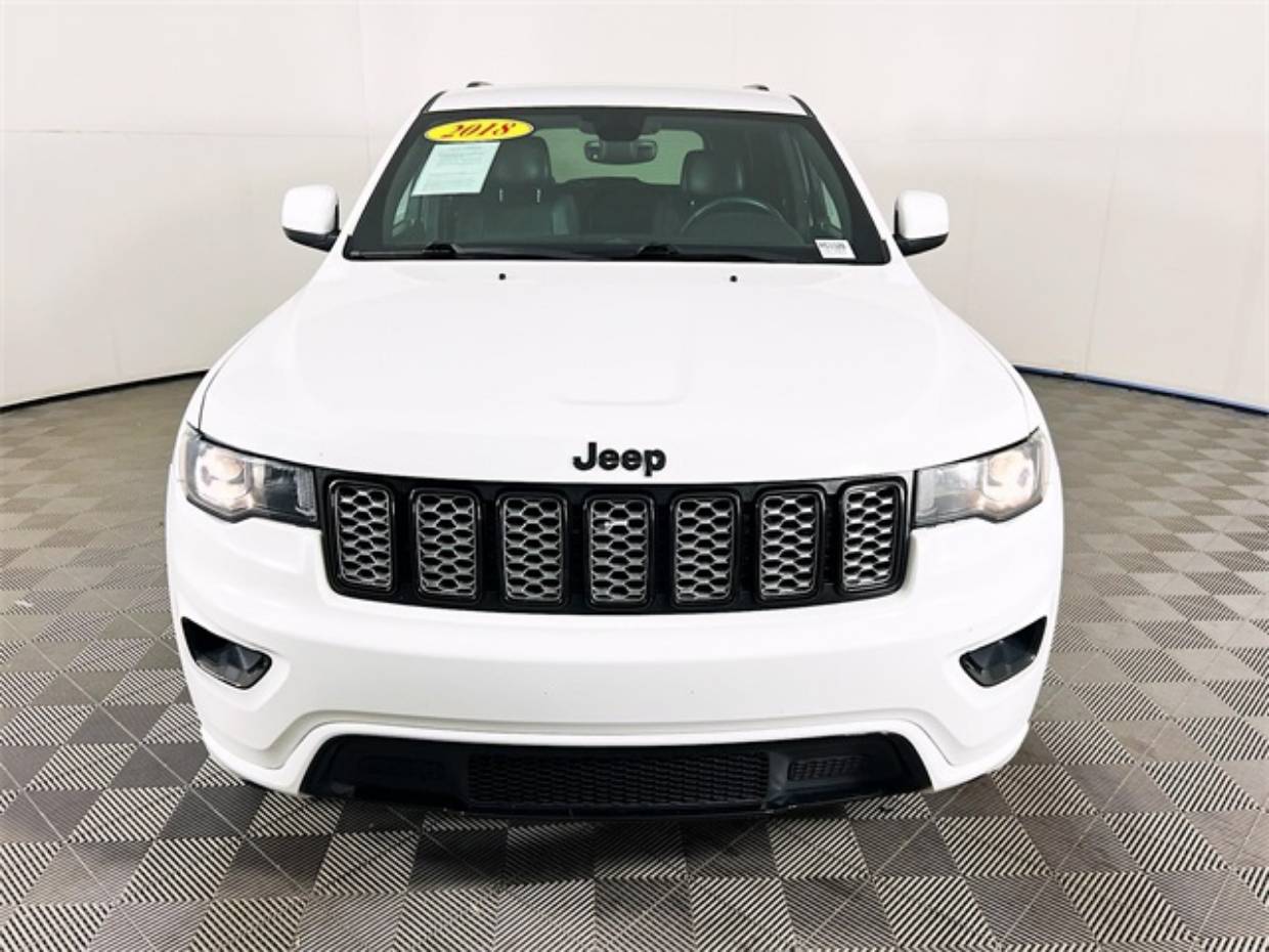 Used 2018 Jeep Grand Cherokee Altitude with VIN 1C4RJFAG0JC179224 for sale in Selma, CA