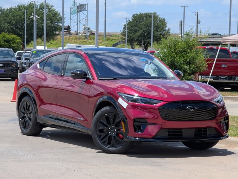 2025 Ford Mustang Mach-E Premium