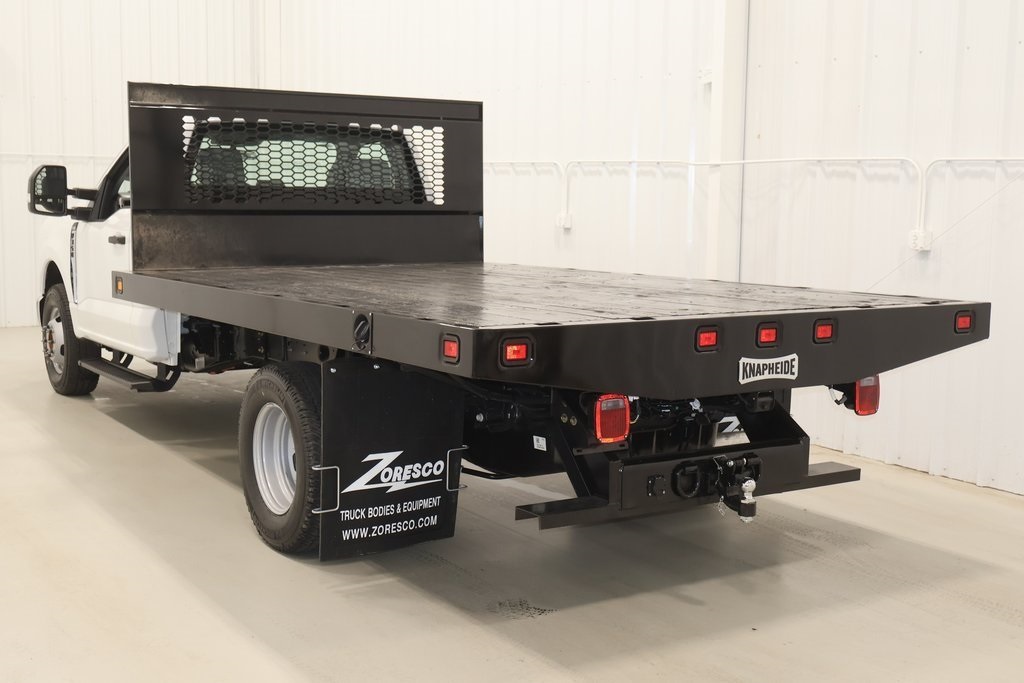 2025 Ford F-350 photo 3