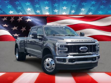 2023 Ford Super Duty F-450 DRW LARIAT
