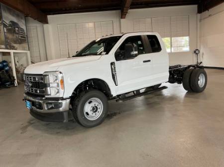 2025 Ford F-350SD