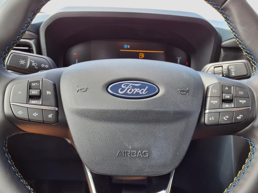 2025 Ford Maverick photo 19