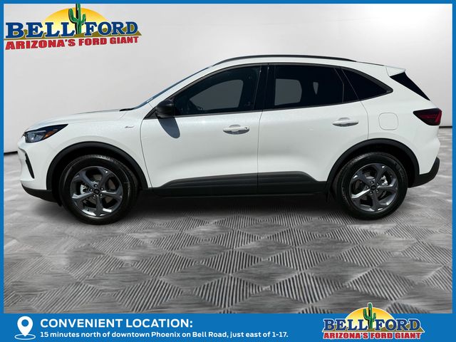 2025 Ford Escape ST-Line photo 3