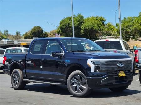 2025 Ford F-150 Lightning LARIAT