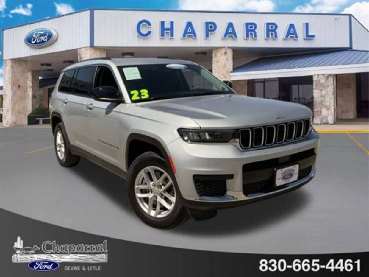 Used 2023 Jeep Grand Cherokee L Laredo with VIN 1C4RJJAG5P8783401 for sale in Devine, TX