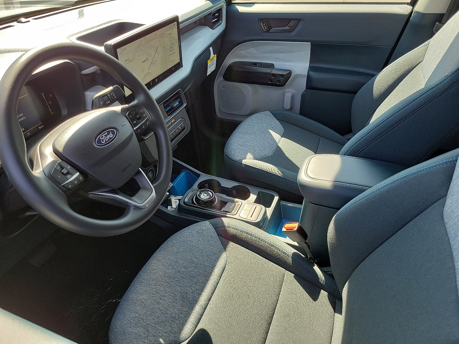 2025 Ford Maverick XLT photo 3