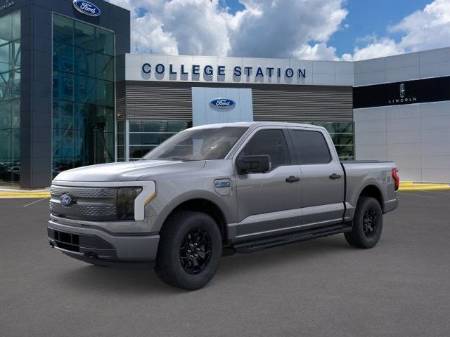 2025 Ford F-150 Lightning XLT