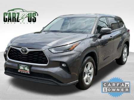 2022 Toyota Highlander LE