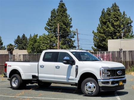 2025 Ford F-350SD LARIAT