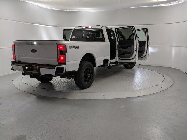 2025 Ford F-250 XLT photo 4