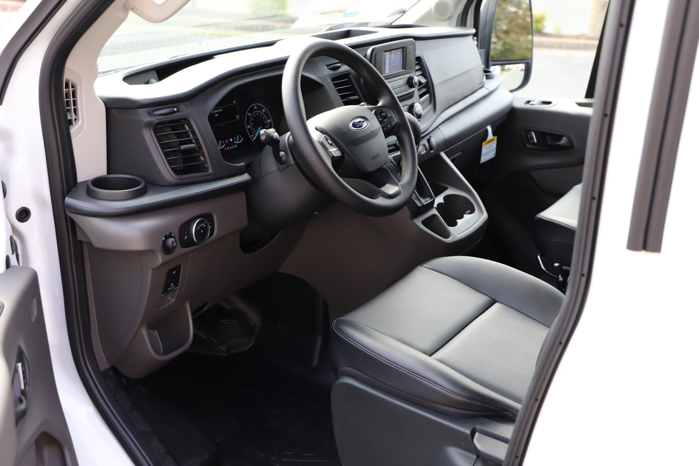 2025 Ford Transit Cargo Van photo 7