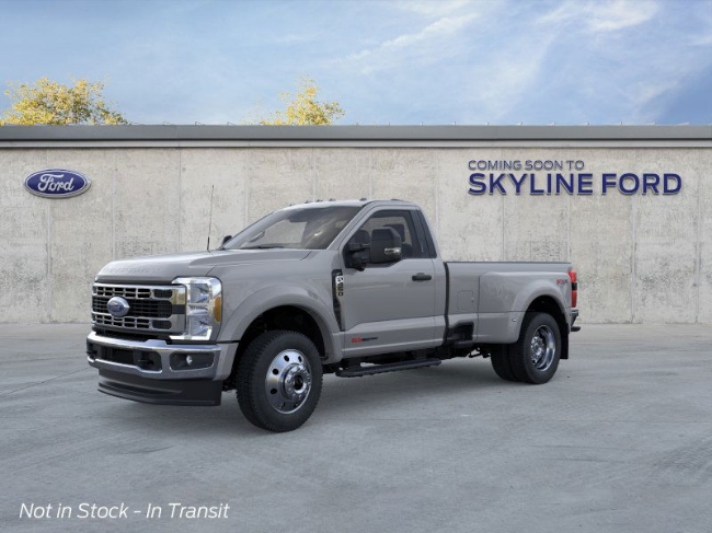 2025 Ford Super Duty F-450 DRW XLT