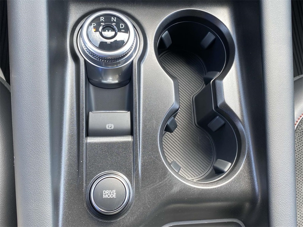 2025 Ford Explorer ST photo 24