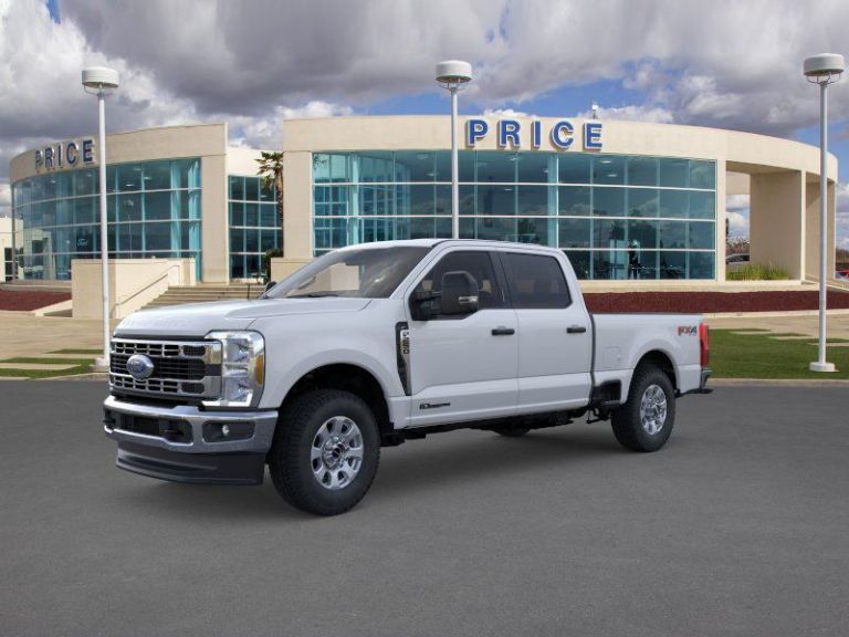 2025 Ford Super Duty F-250® XLT