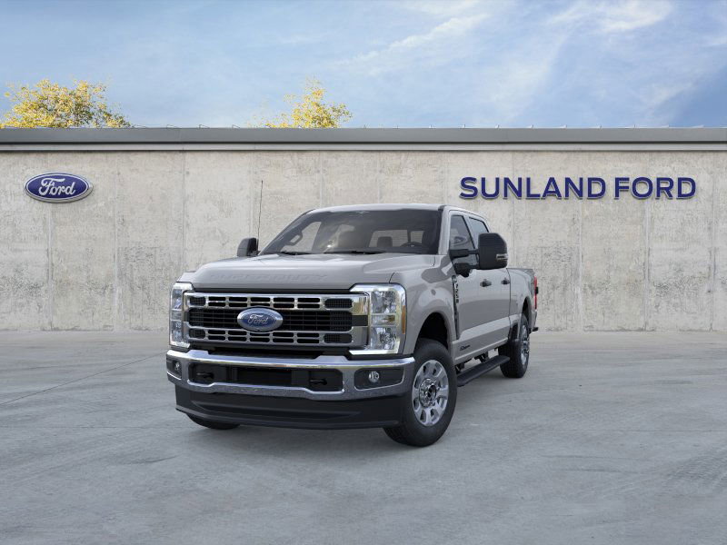 2025 Ford F-250 XLT photo 2