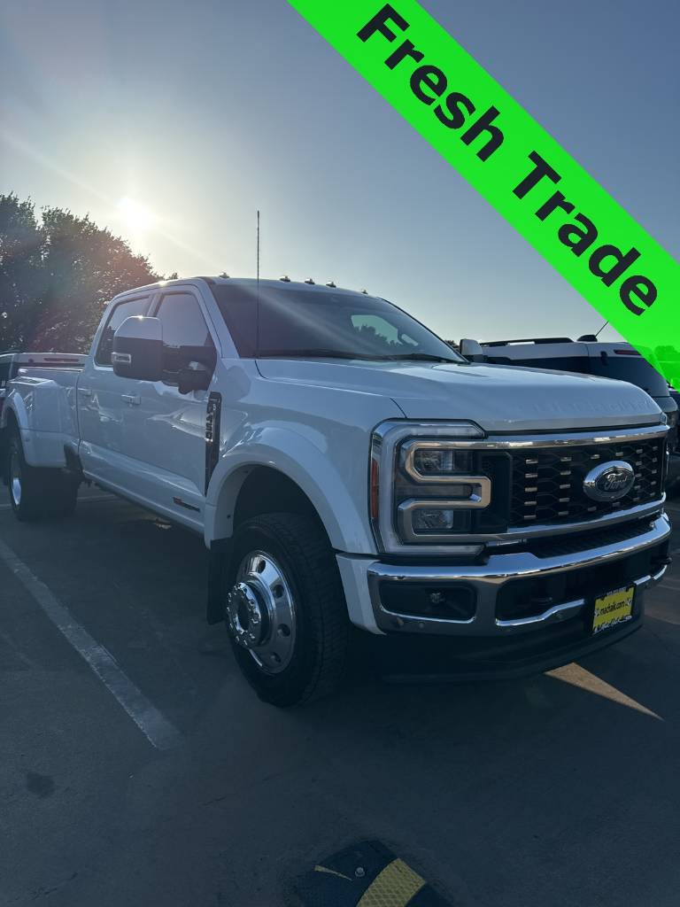 2023 Ford F-450SD LARIAT