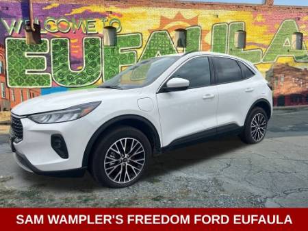 2024 Ford Escape Plug-In Hybrid Base