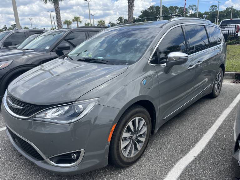 2020 Chrysler Pacifica Hybrid Limited