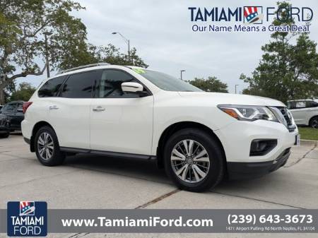 2019 Nissan Pathfinder SL
