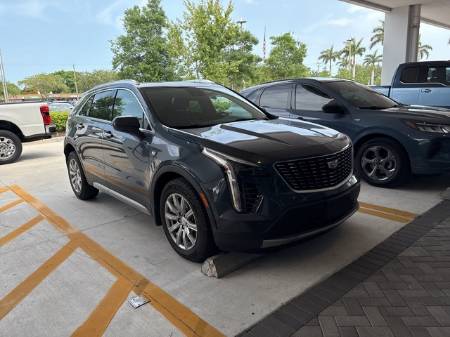 2020 Cadillac XT4 Premium Luxury