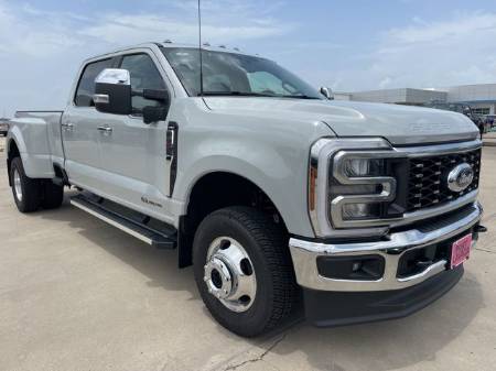 2025 Ford F-350SD LARIAT