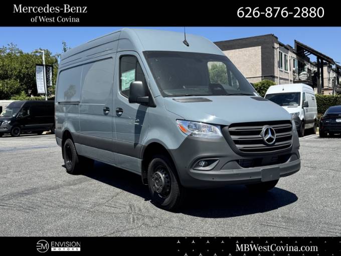 2025 Mercedes-Benz Sprinter Cargo Van Cargo 144 WB