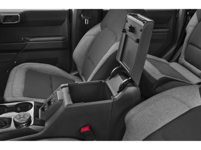 2025 Ford Bronco Base photo 12