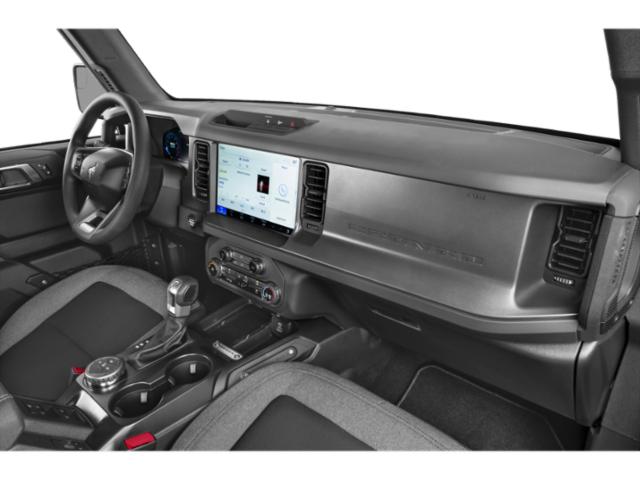 2025 Ford Bronco Base photo 13