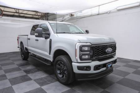 2025 Ford Super Duty F-250 SRW XL