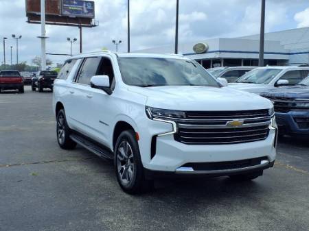 2022 Chevrolet Suburban LT