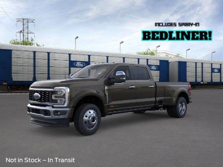 2025 Ford Super Duty F-450 DRW LARIAT