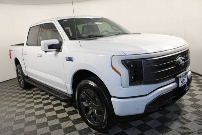 2025 Ford F-150 Lightning LARIAT