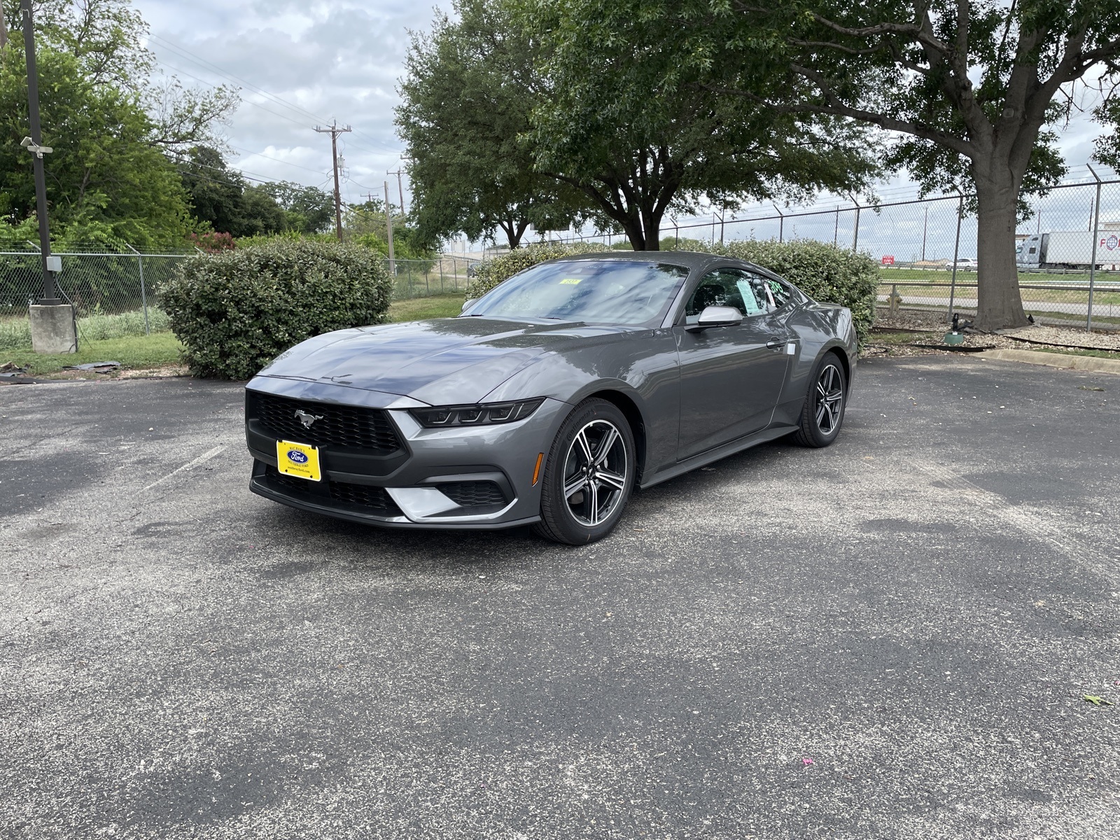 2025 Ford Mustang EcoBoost Premium's photo