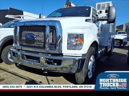 2025 Ford F-650SD Base