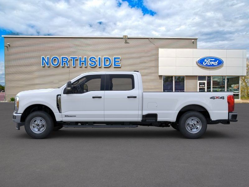 2025 Ford F-350 photo 4