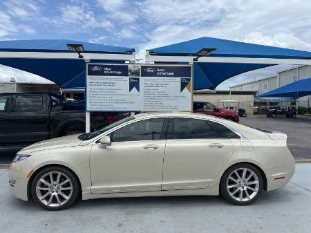 2016 Lincoln Lincoln MKZ Base