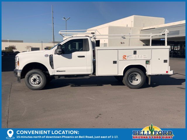 2024 Ford F-350 photo 26