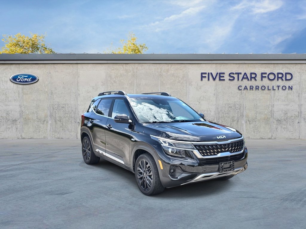 Used 2022 Kia Seltos Nightfall