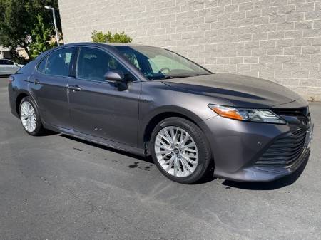 2018 Toyota Camry Hybrid XLE