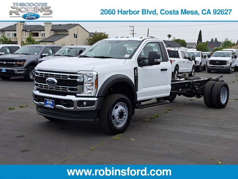 2025 Ford F-600SD
