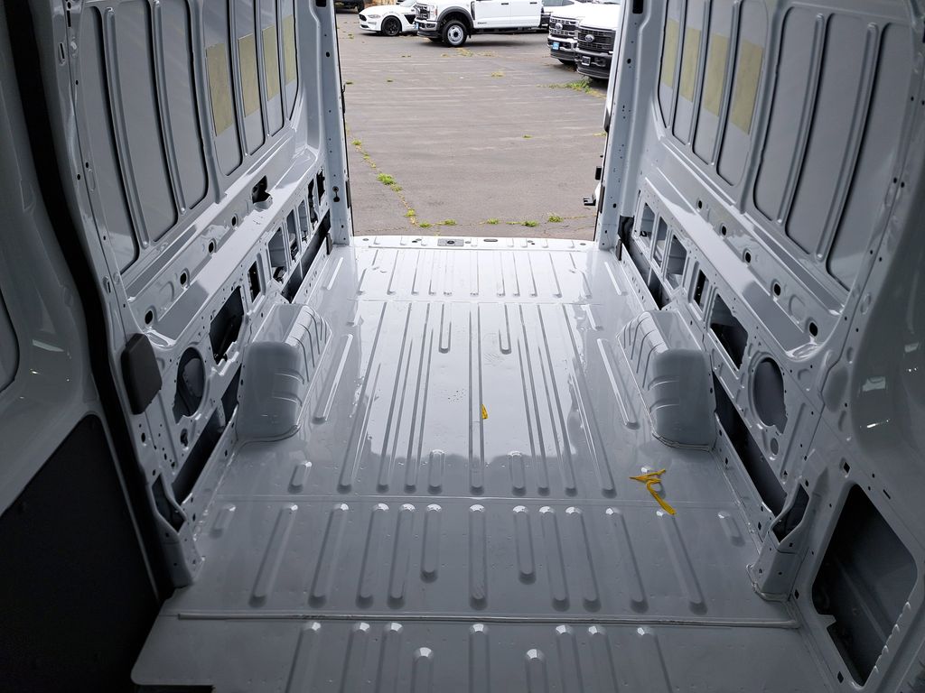 2025 Ford Transit photo 9