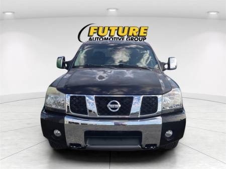 2005 Nissan Titan LE