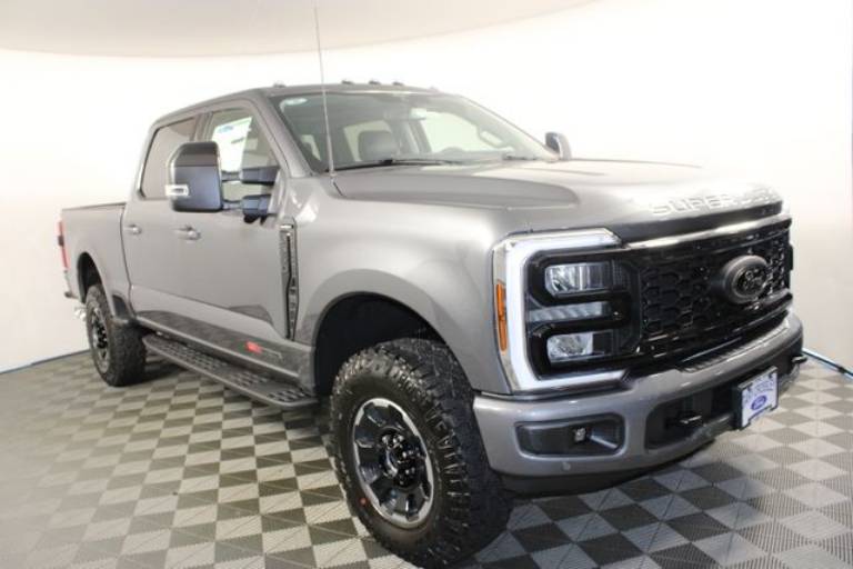 2025 Ford Super Duty F-350 SRW LARIAT