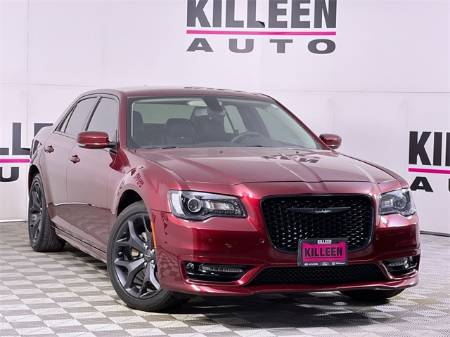 2023 Chrysler 300 Touring