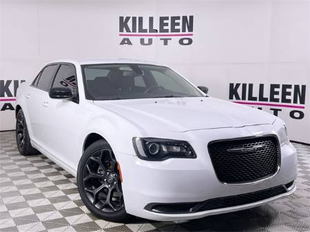 2019 Chrysler 300 Touring