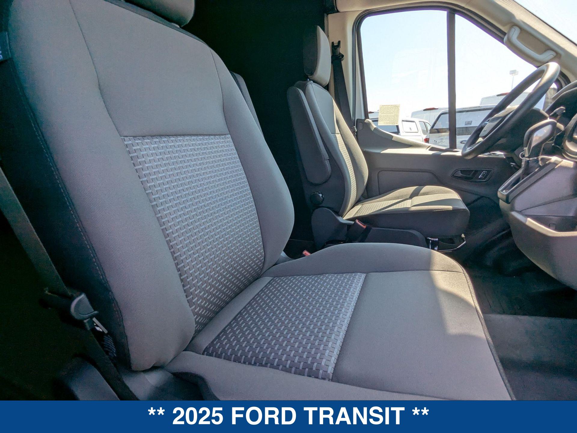 2025 Ford Transit photo 22