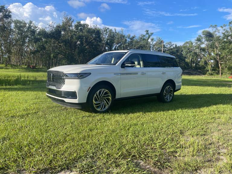 2025 Lincoln Navigator Reserve 4X4 loaded